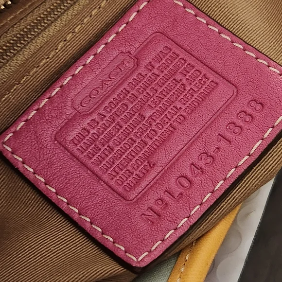 Euc Coach Hampton Y2K Multi-Colored Striped Handbag Purse - Picture 11 of 12